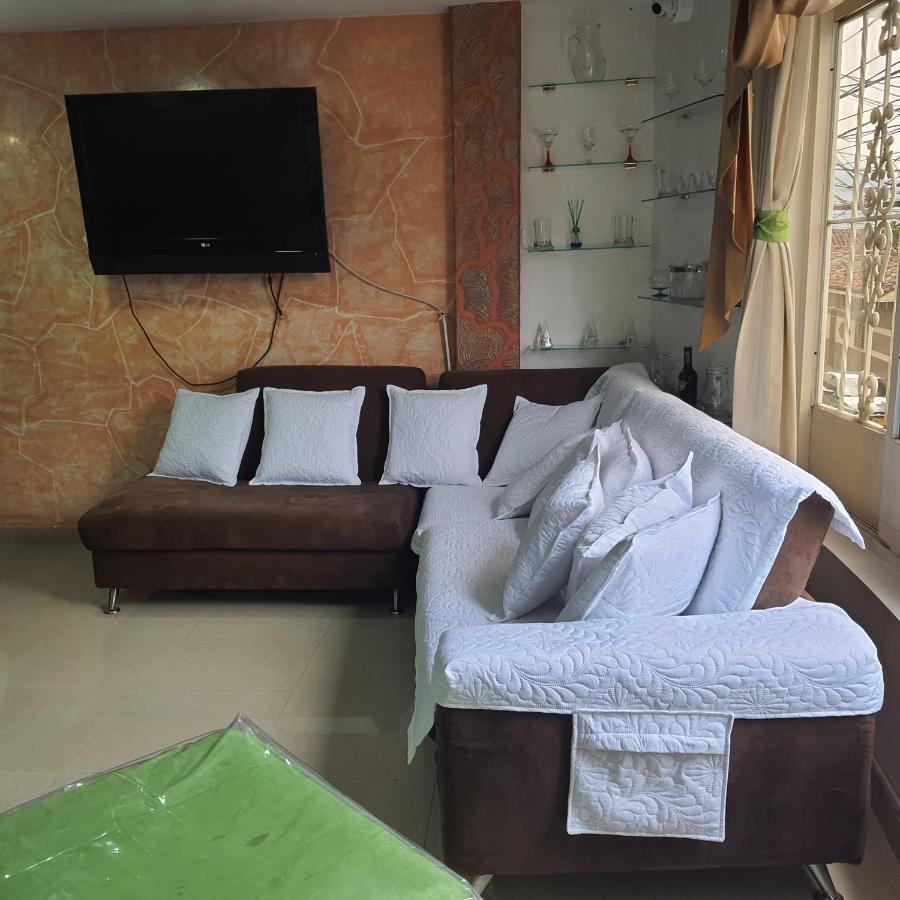 Hotel Velices Buga Εξωτερικό φωτογραφία